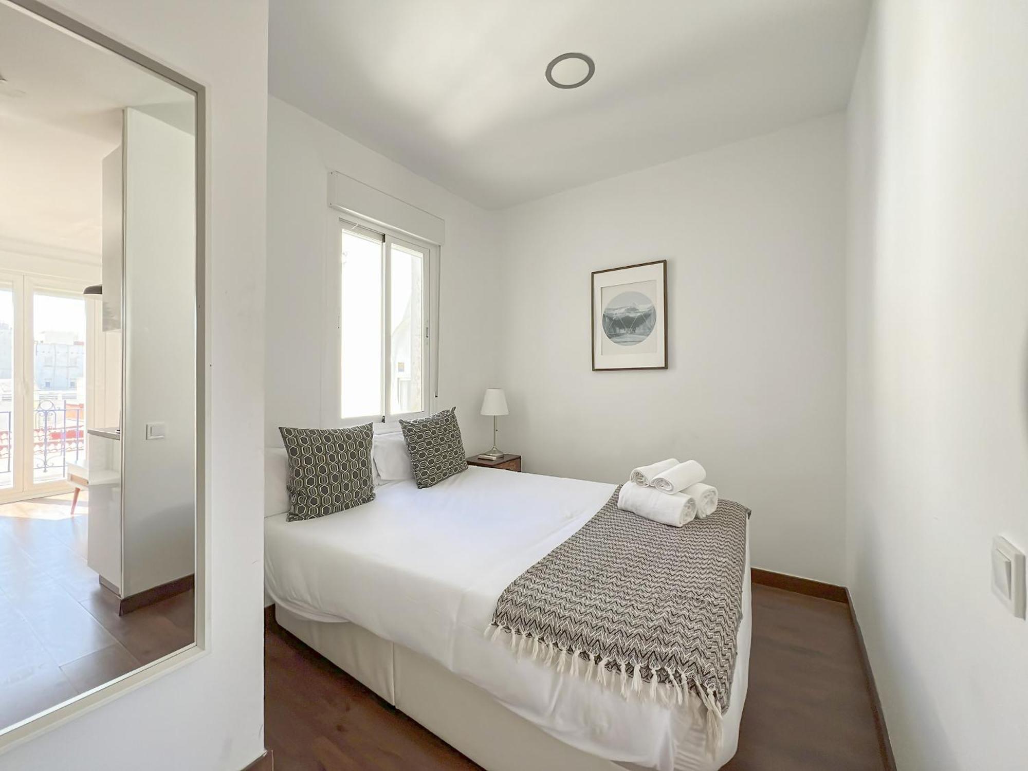 Atico Con Terraza En Madrid * Madrid
