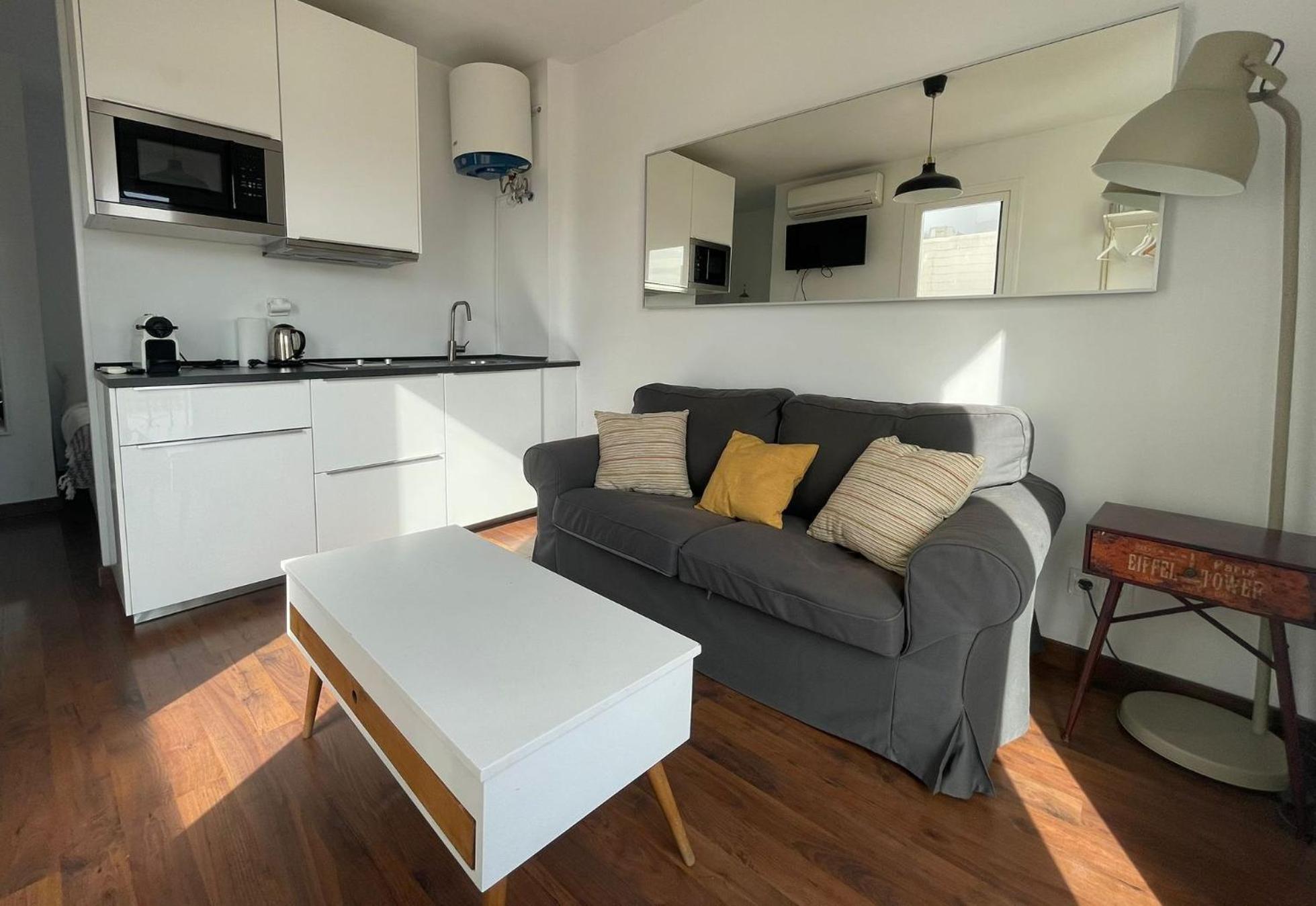 Homestay Estudio Con Terraza Ibizaretiro Ii Madrid