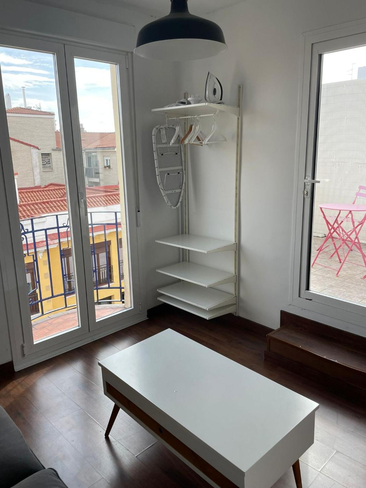 Estudio Con Terraza Ibizaretiro Ii Homestay