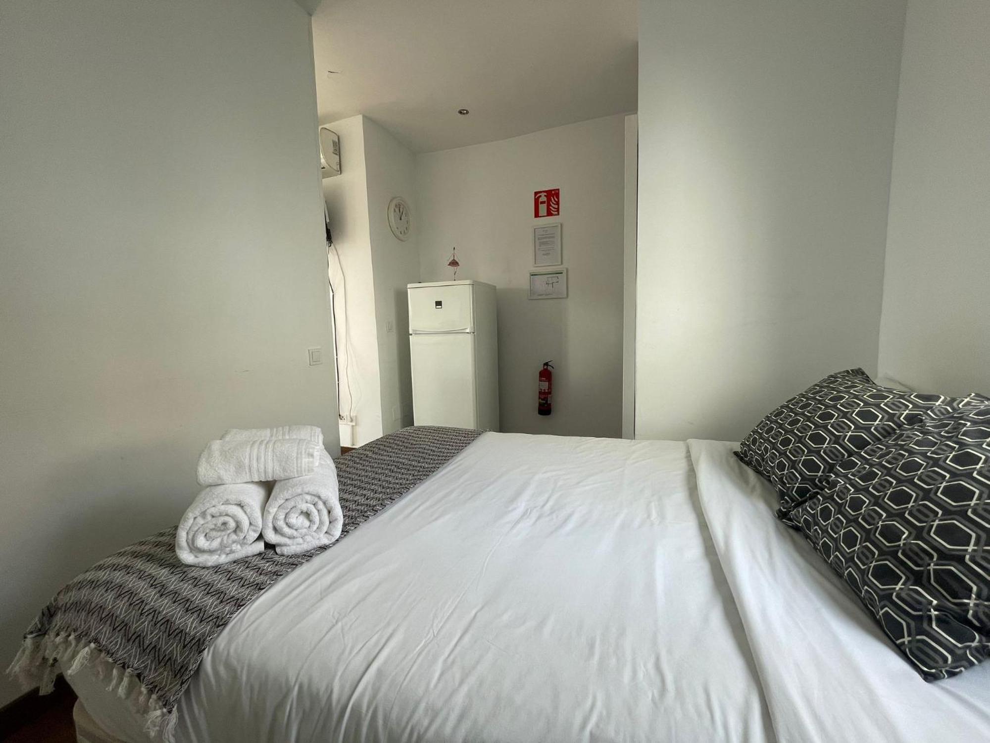 Estudio Con Terraza Ibizaretiro Ii Privatunterkunft *