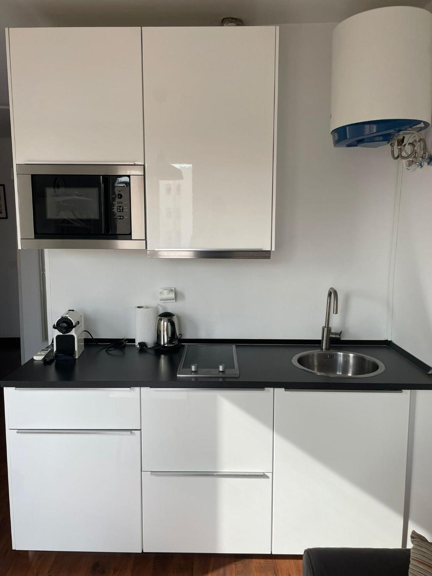 Estudio Con Terraza Ibizaretiro Ii *